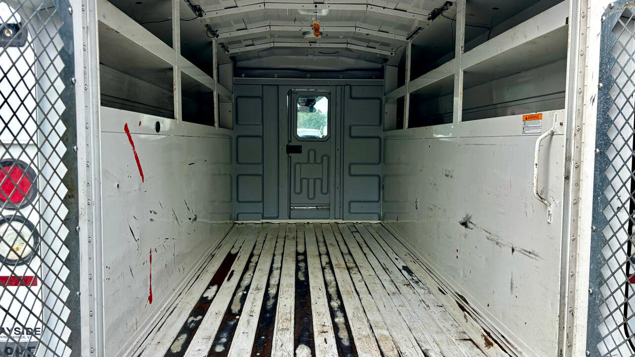 Used 2017 Ford Transit 350 138 w/ Interior Upgrade Package image 12