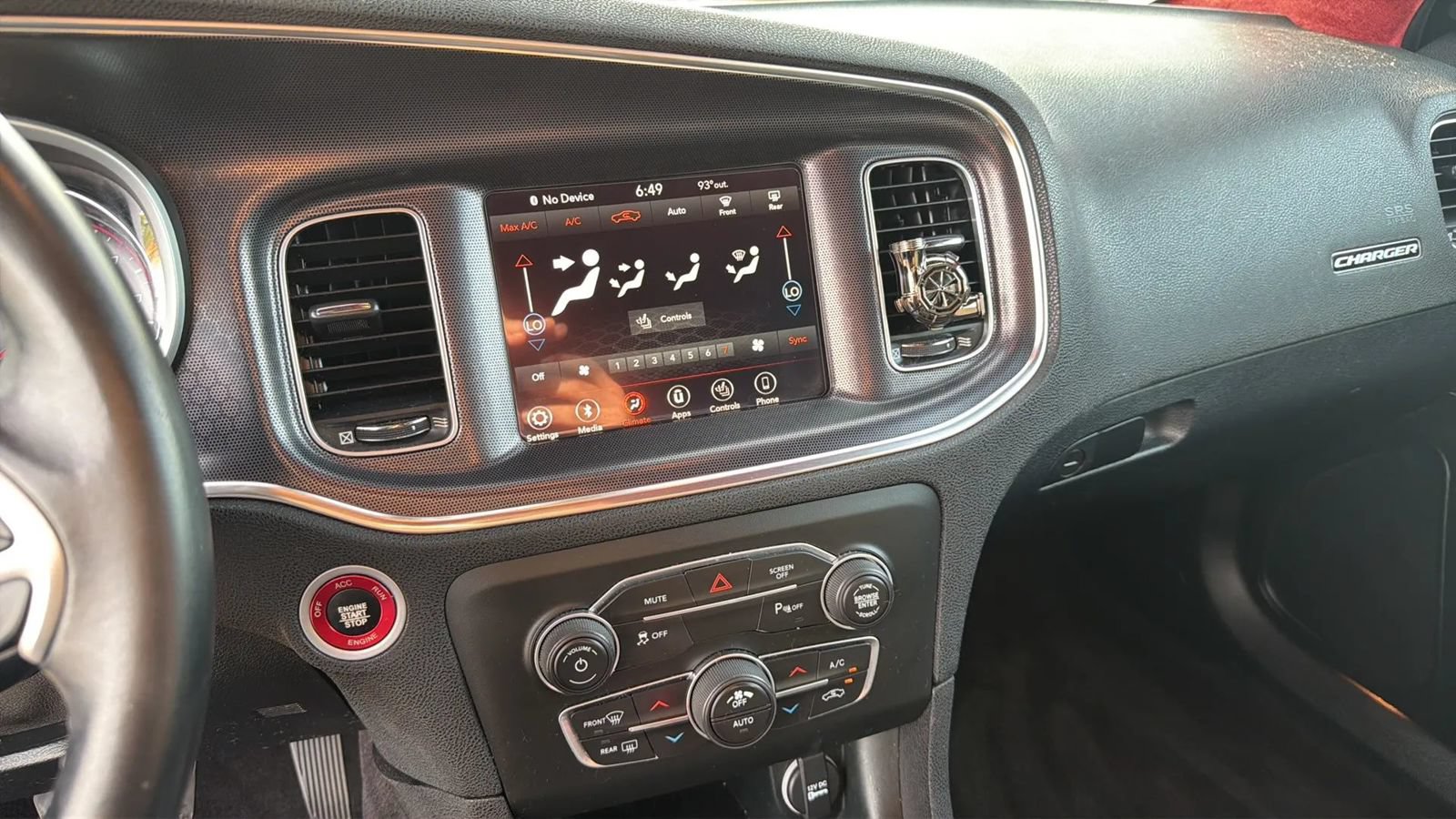 Used 2018 Dodge Charger SXT Plus RWD image 14