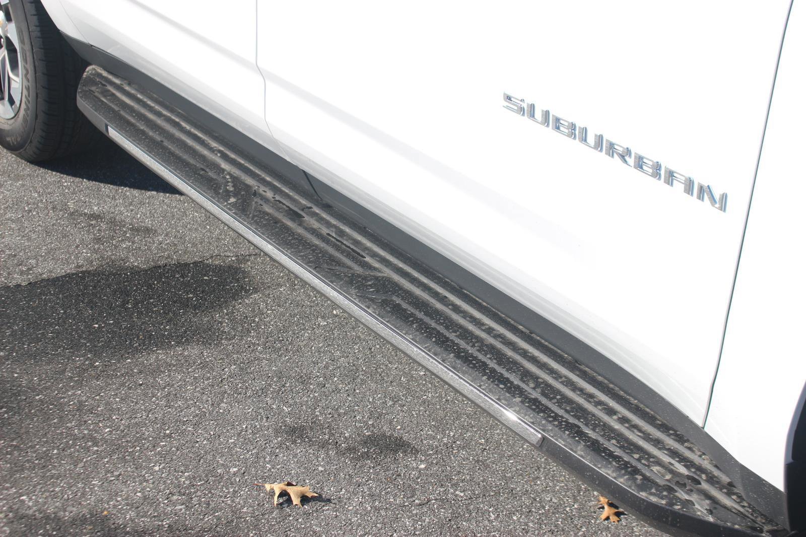 New 2026 Chevrolet Suburban LT w/ Comfort Package image 10