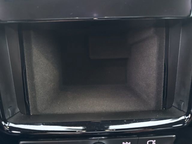 Certified 2024 Chevrolet Traverse High Country image 26