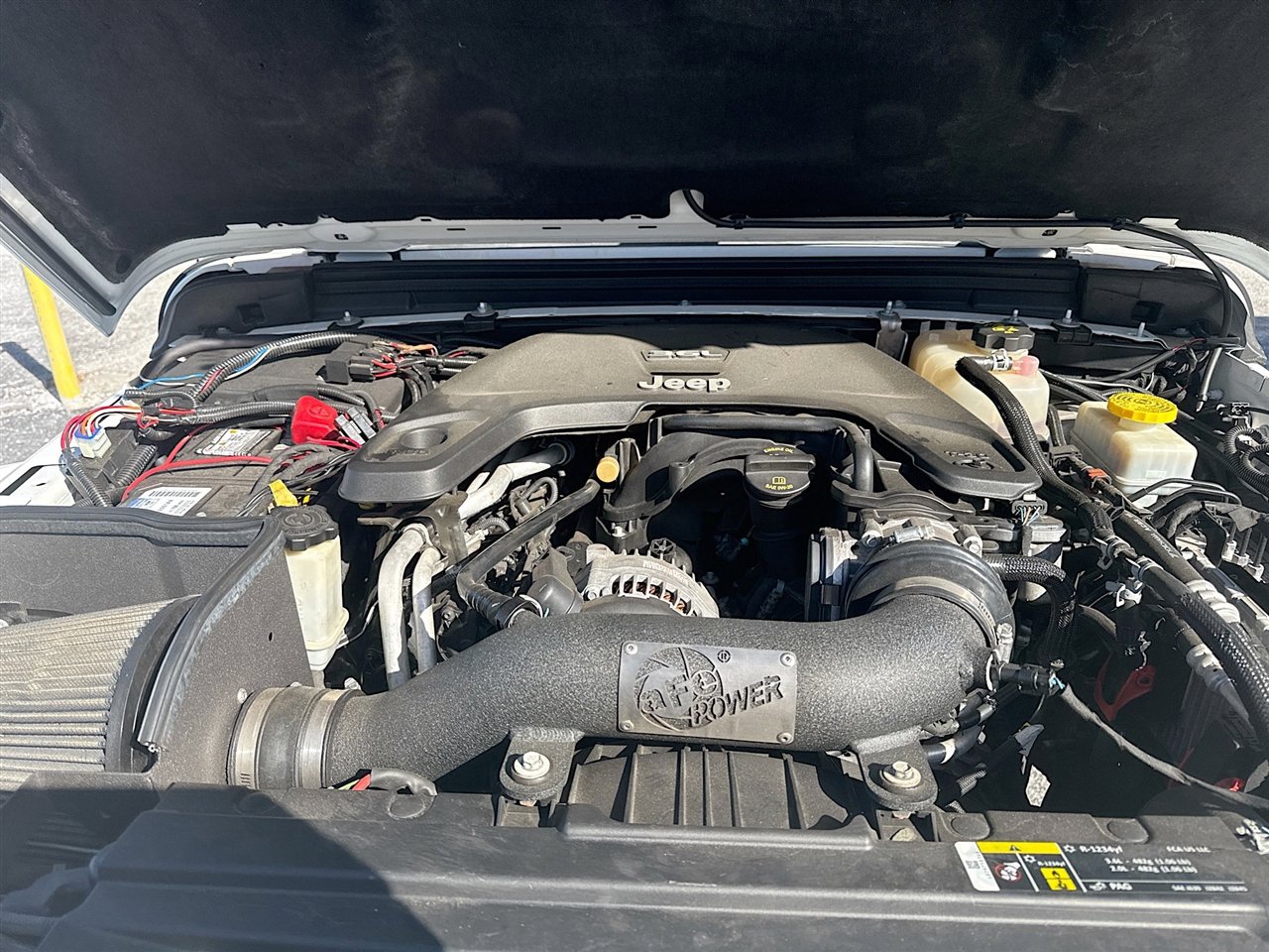 Used 2018 Jeep Wrangler Unlimited Rubicon image 30