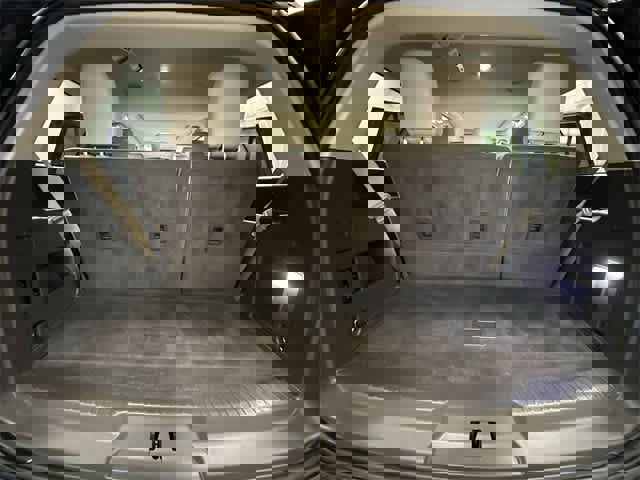 Used 2018 Ford Expedition XLT w/ Equipment Group 202A image 25