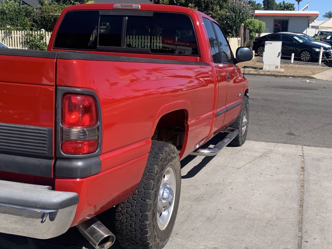Used 2000 Dodge Ram 2500 Truck 2WD Quad Cab image 8