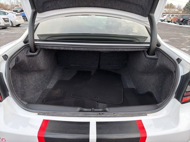 Used 2023 Dodge Charger SXT w/ Blacktop Package image 8