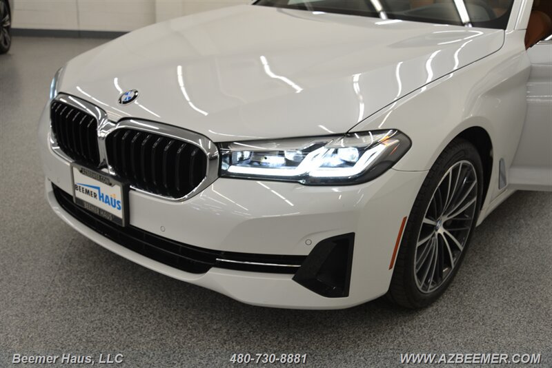 Used 2023 BMW 530i w/ Premium Package RWD image 53