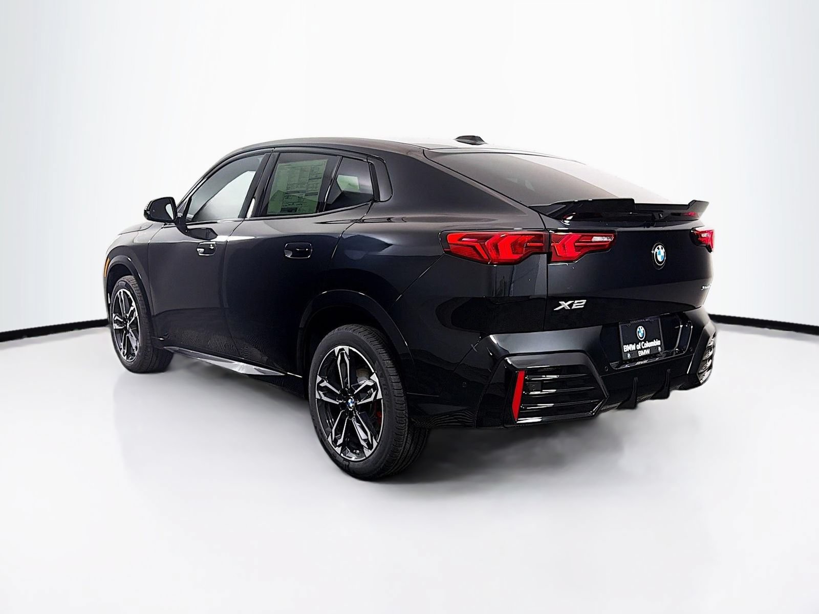 New 2026 BMW X2 xDrive28i w/ M Sport Package AWD/4WD image 5