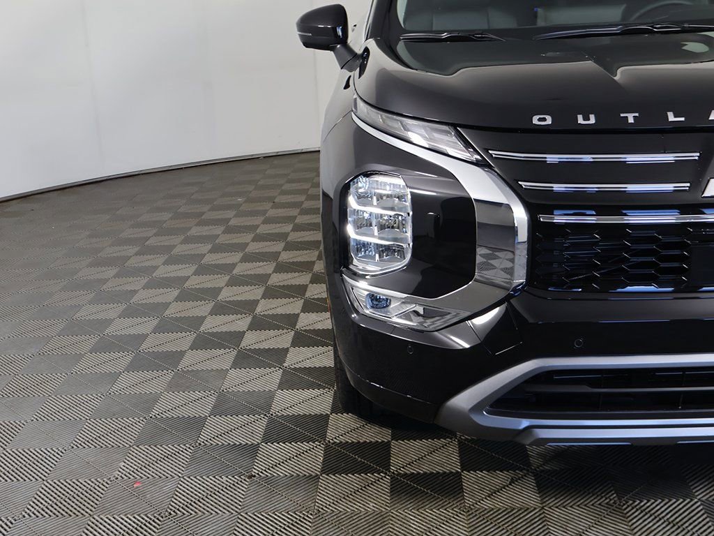 New 2025 Mitsubishi Outlander SEL AWD/4WD image 17