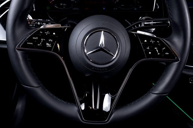 Used 2024 Mercedes-Benz E 450 4MATIC All-Terrain Wagon image 38