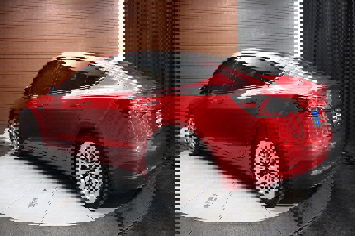 Used 2021 Tesla Model 3 Long Range image 9