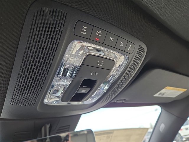 New 2026 Mercedes-Benz GLB 250 4MATIC image 17