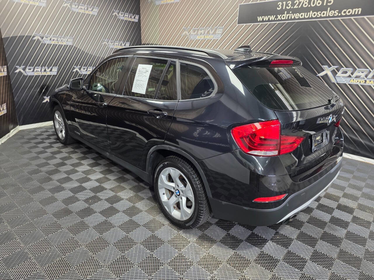Used 2015 BMW X1 sDrive28i image 9