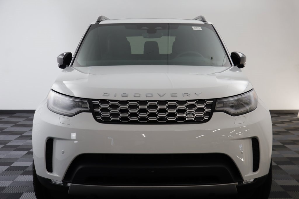 New 2025 Land Rover Discovery S image 22