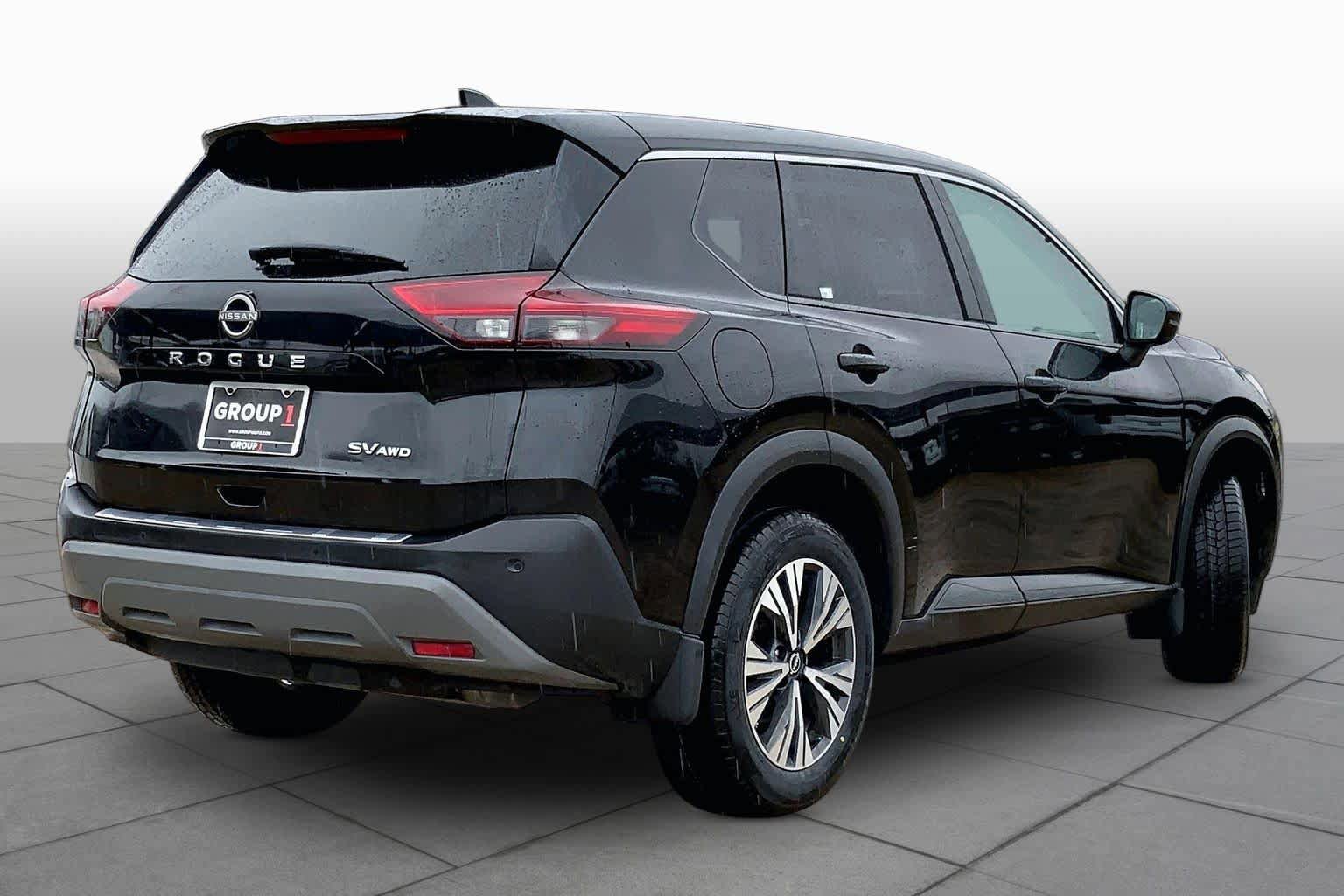 Used 2022 Nissan Rogue SV AWD/4WD image 12