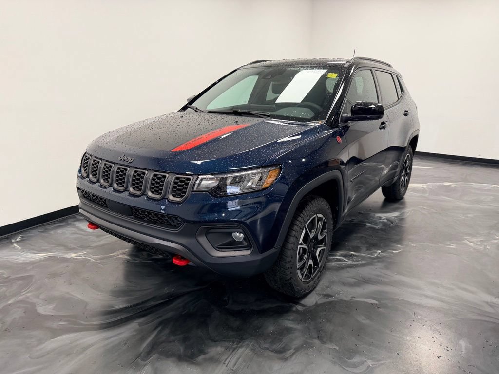 New 2026 Jeep Compass Trailhawk AWD/4WD image 4