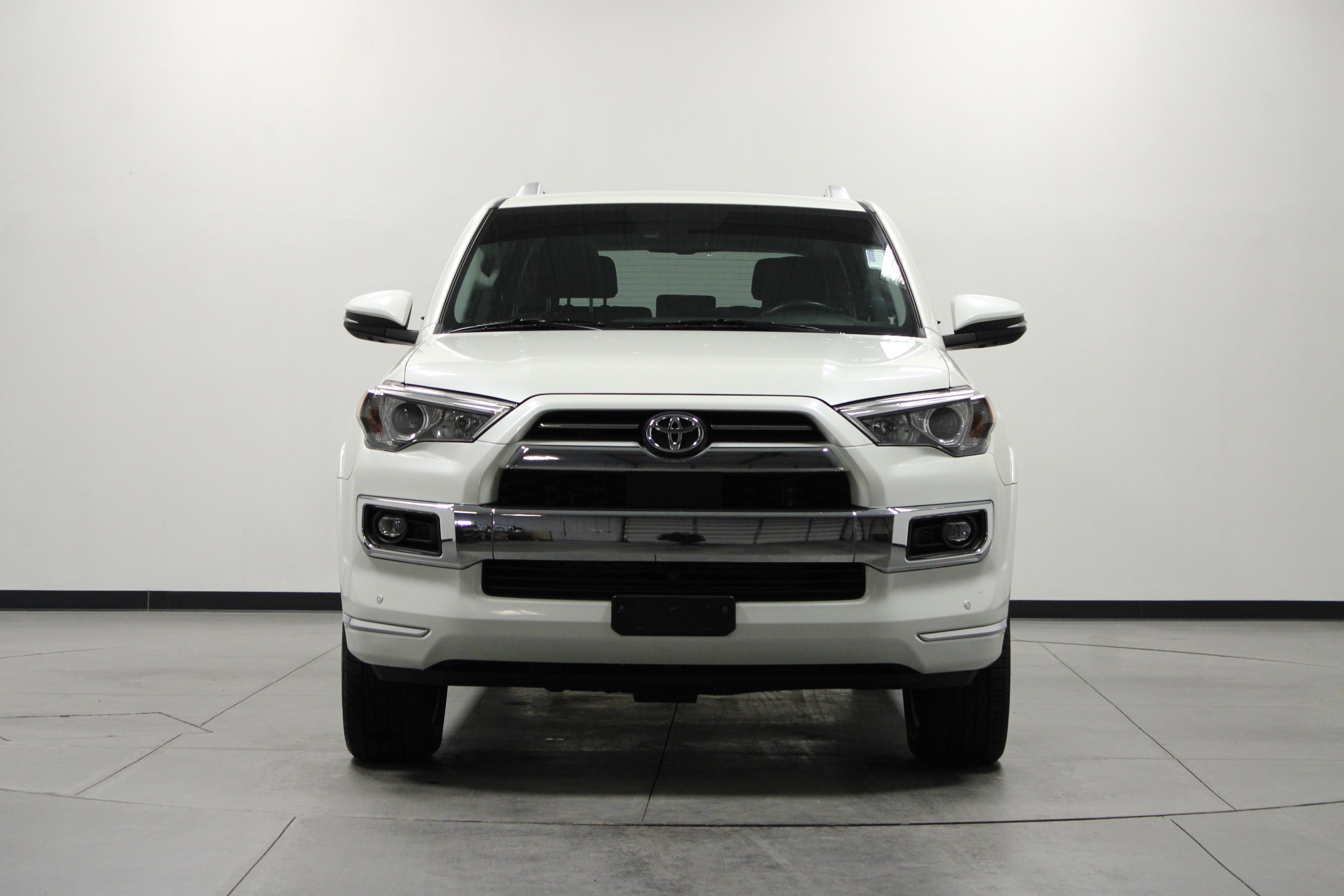 Used 2023 Toyota 4Runner Limited image 9