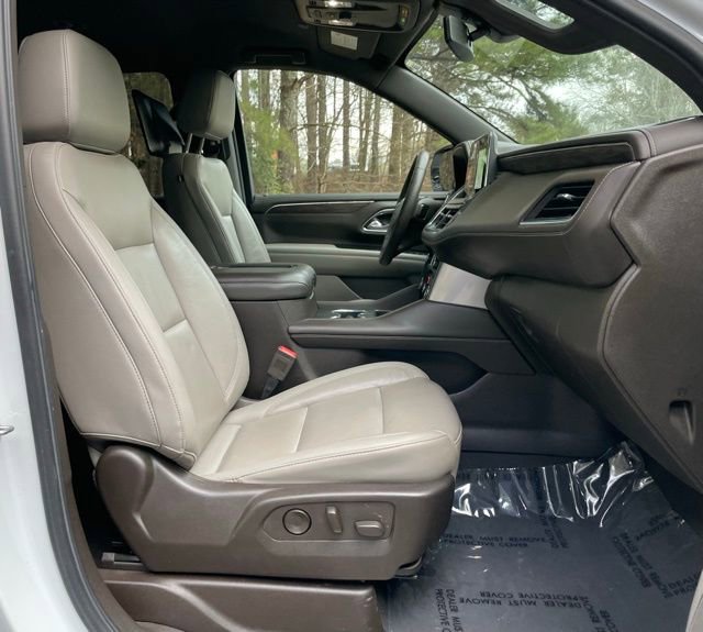 Used 2021 Chevrolet Suburban LT w/ Rear Media and Nav Package image 22