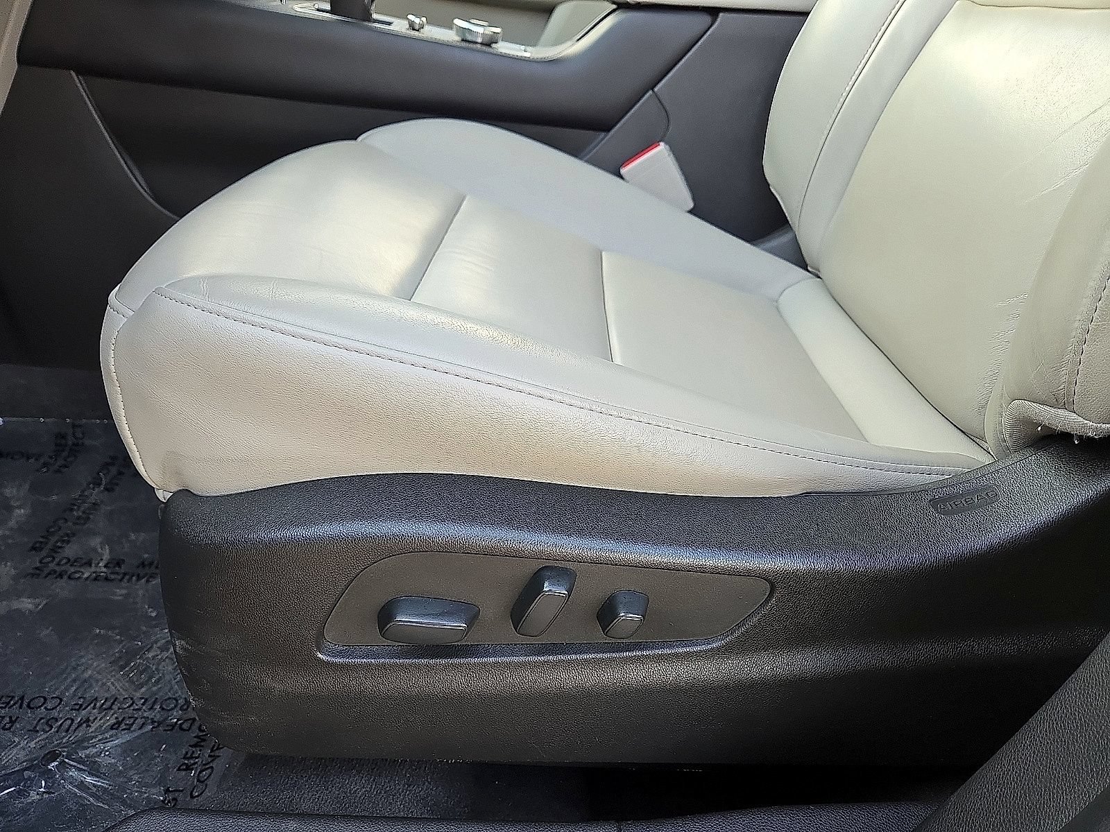 Used 2023 Cadillac XT4 Premium Luxury AWD/4WD image 24
