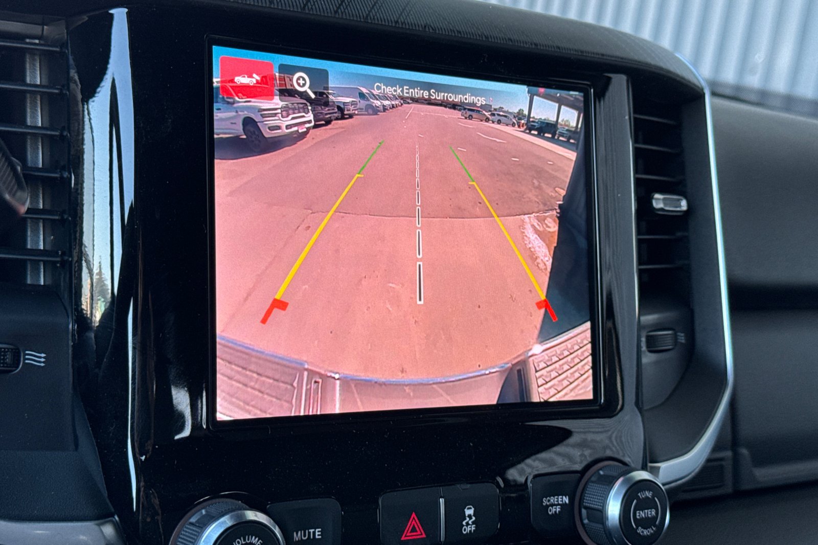 New 2026 RAM 3500 Big Horn AWD/4WD image 17