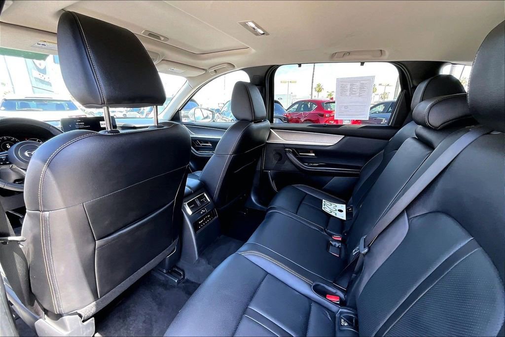 Certified 2024 MAZDA CX-90 Plug-In Hybrid w/ Preferred AWD/4WD image 16