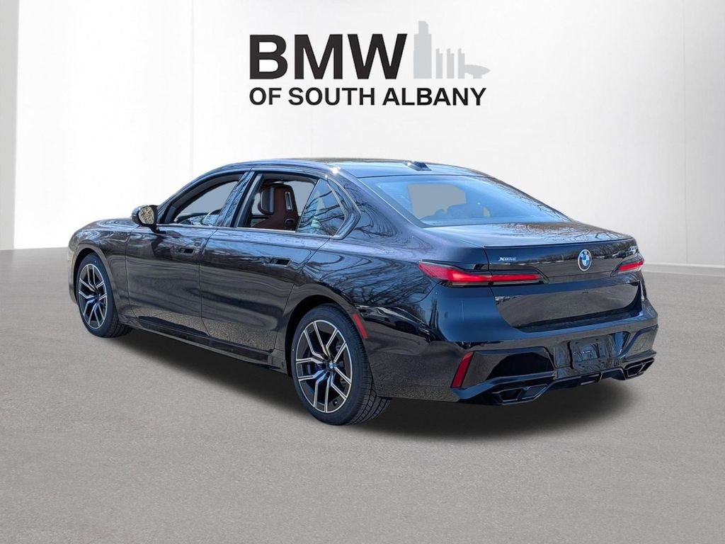 New 2026 BMW 760i xDrive w/ Executive Package image 4