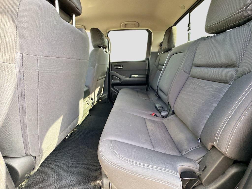 Used 2024 Nissan Frontier SV w/ SV Convenience Package RWD image 37