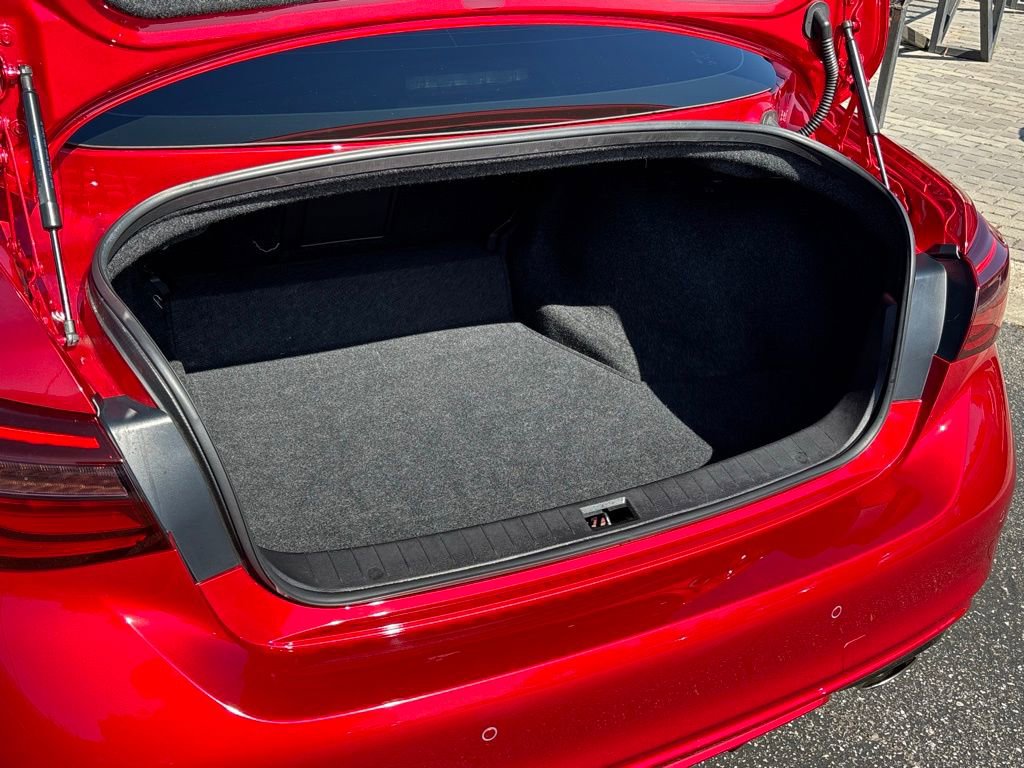 Certified 2023 INFINITI Q50 Sensory image 30