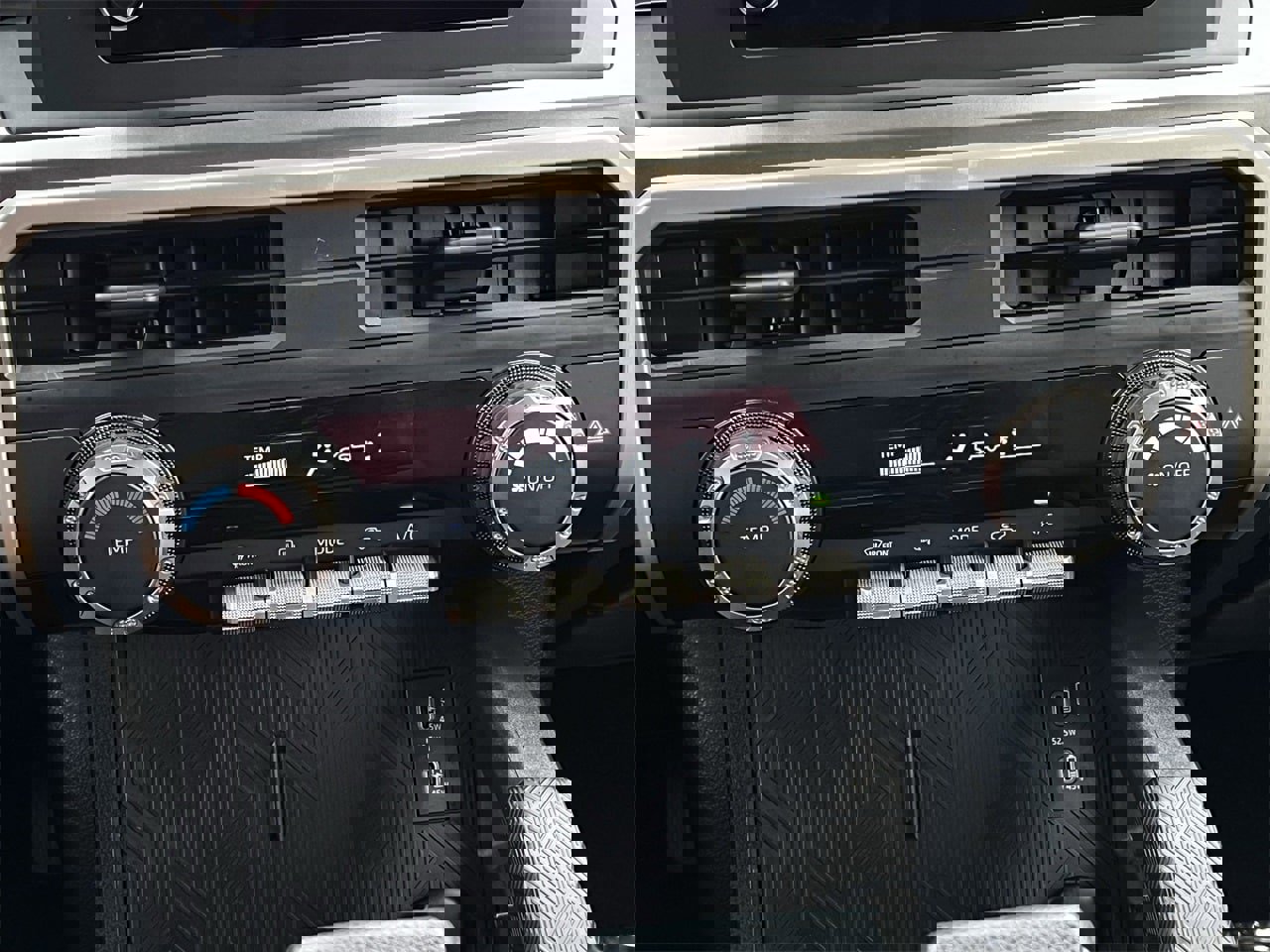 Used 2025 Toyota Tacoma SR5 image 18