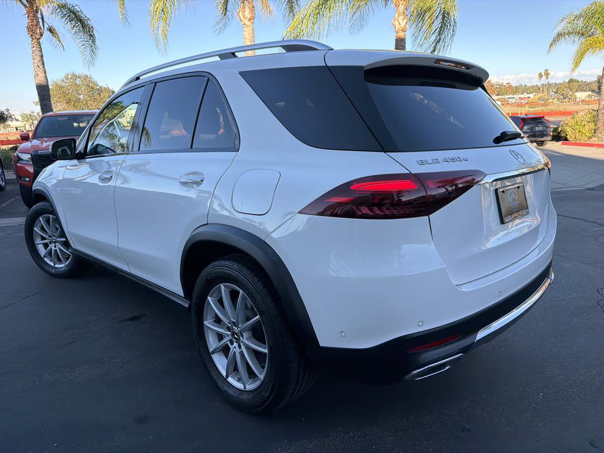 Used 2024 Mercedes-Benz GLE 450e 4MATIC image 18