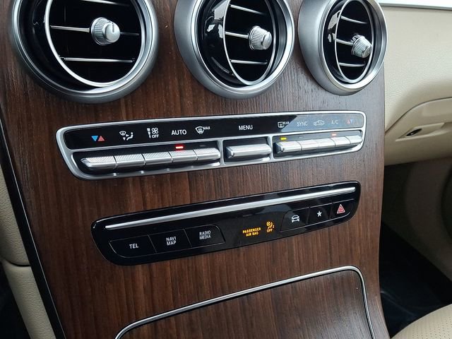 Used 2022 Mercedes-Benz GLC 300 4MATIC image 16