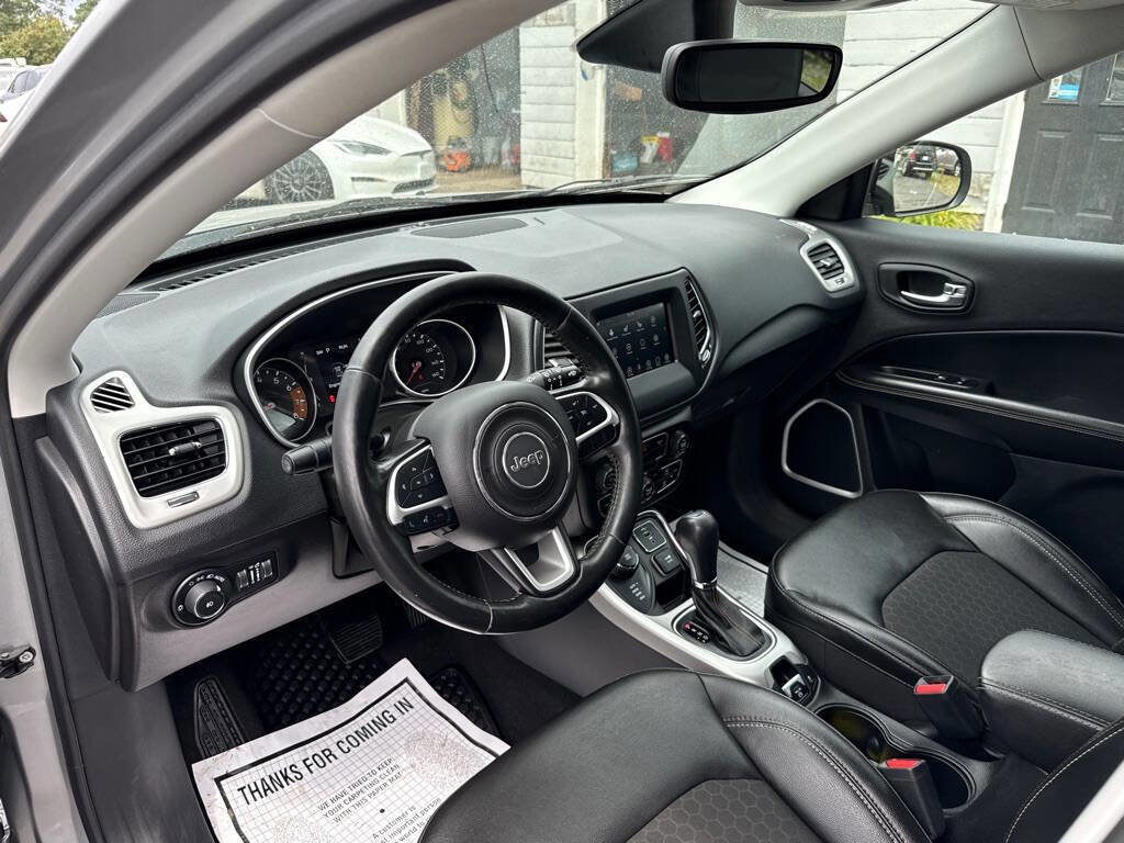 Used 2020 Jeep Compass Latitude w/ Cold Weather Group image 36