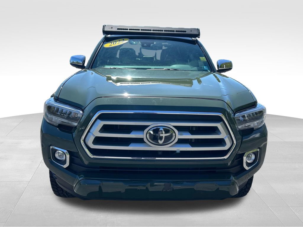 Certified 2022 Toyota Tacoma Limited AWD/4WD image 9