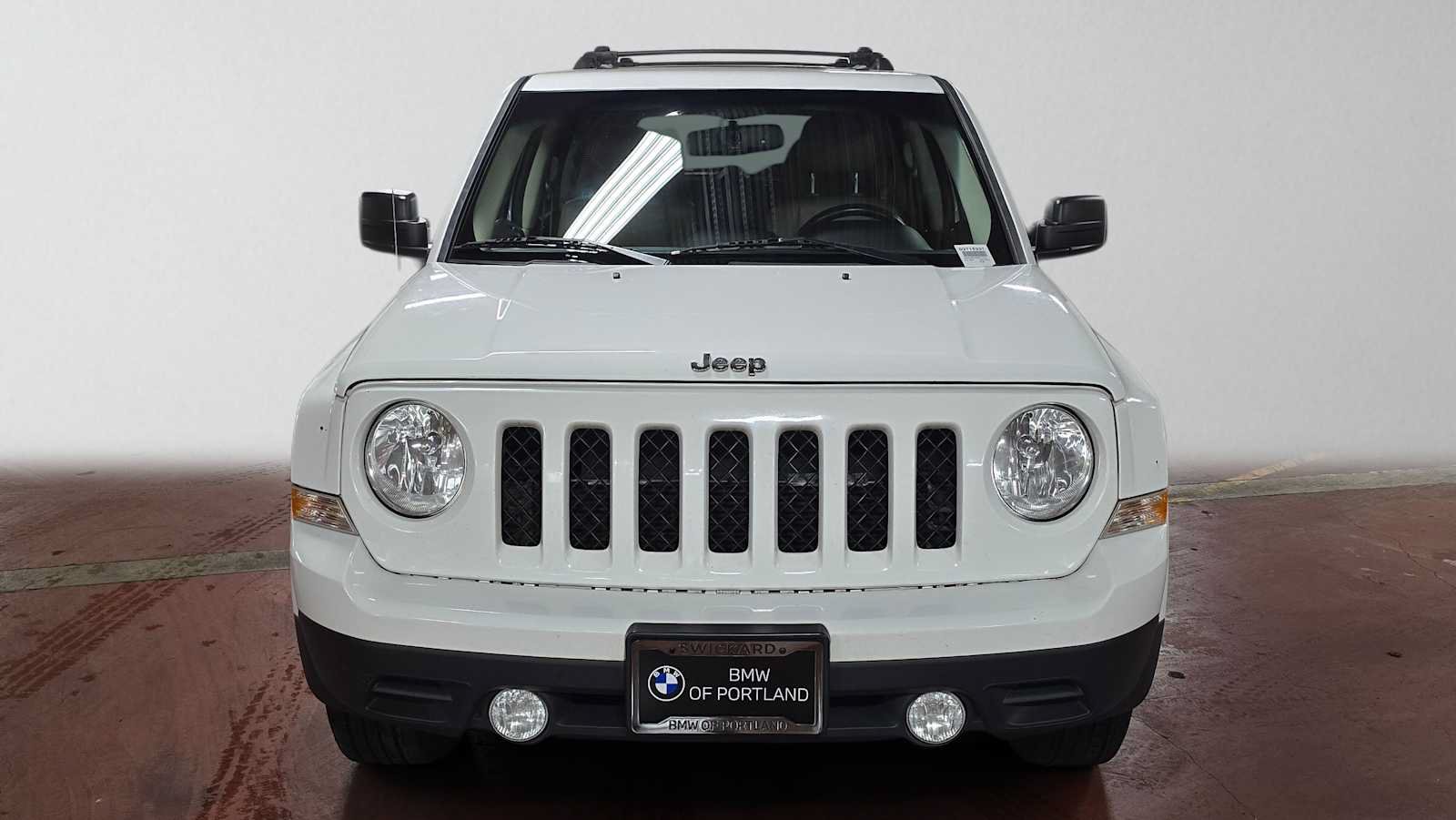 Used 2015 Jeep Patriot High Altitude AWD/4WD image 9