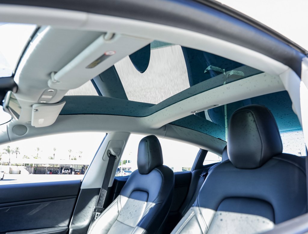 Used 2018 Tesla Model 3 Long Range image 19