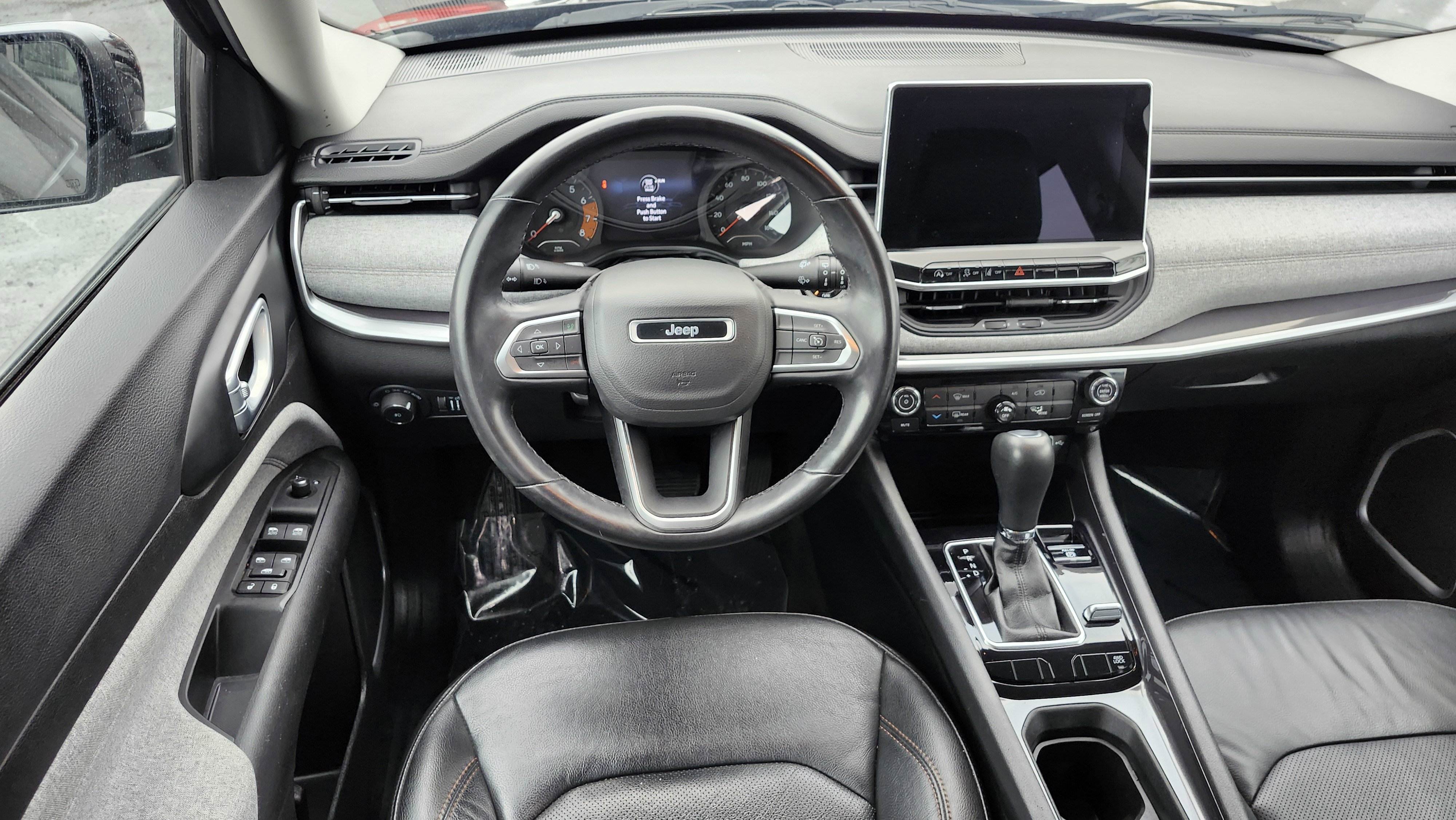 Used 2022 Jeep Compass Latitude image 28