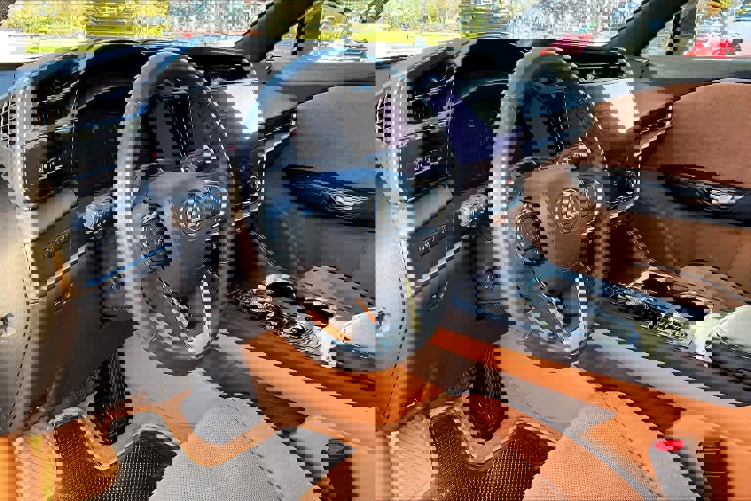 Used 2023 Lexus RZ 450e Premium image 16