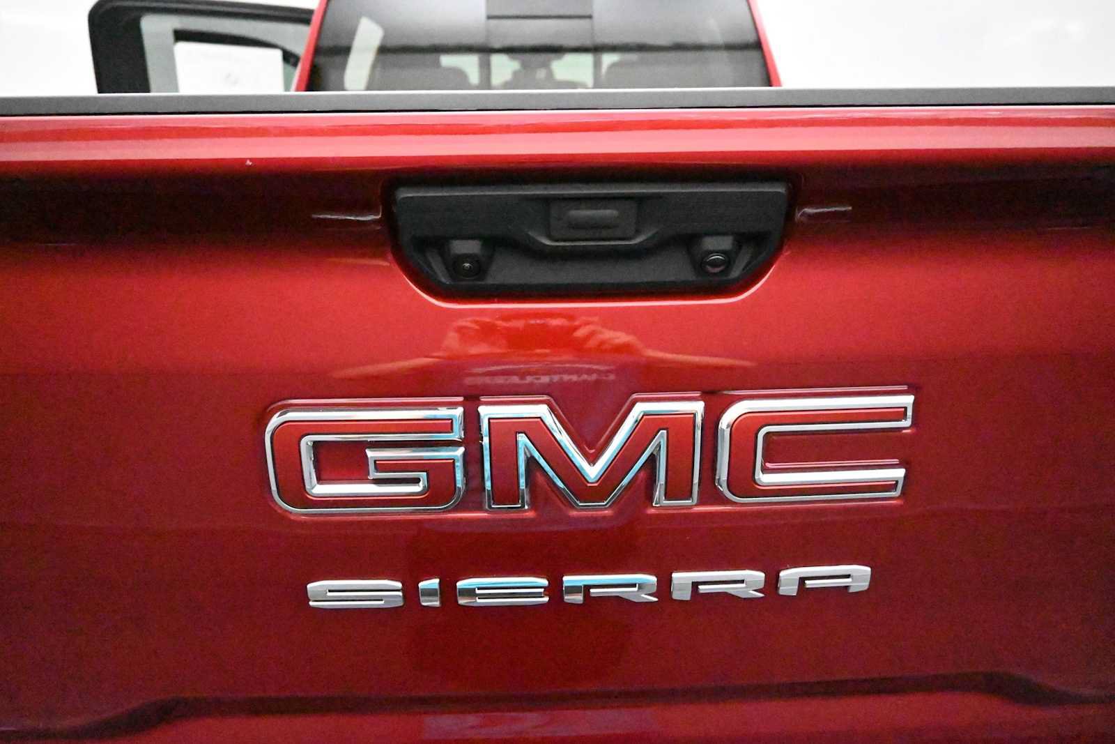 New 2026 GMC Sierra 2500 SLT w/ SLT Premium Package AWD/4WD image 22