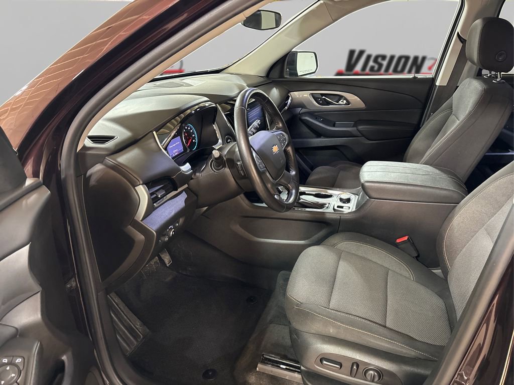 Used 2021 Chevrolet Traverse LT image 9