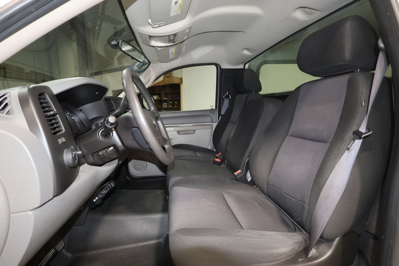 Used 2010 GMC Sierra 1500 W/T RWD image 12