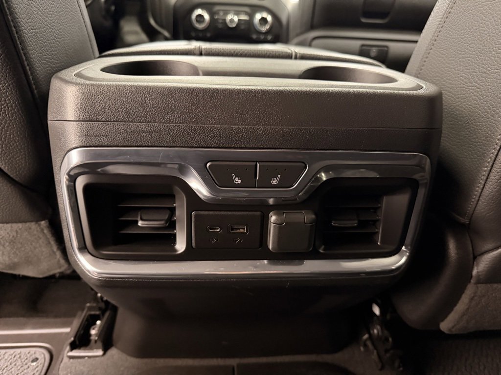 Used 2021 GMC Sierra 3500 Denali w/ Denali Black Diamond Edition image 25
