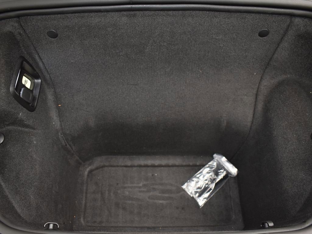 Used 2025 Chevrolet Corvette Stingray Coupe w/ 1LT image 21