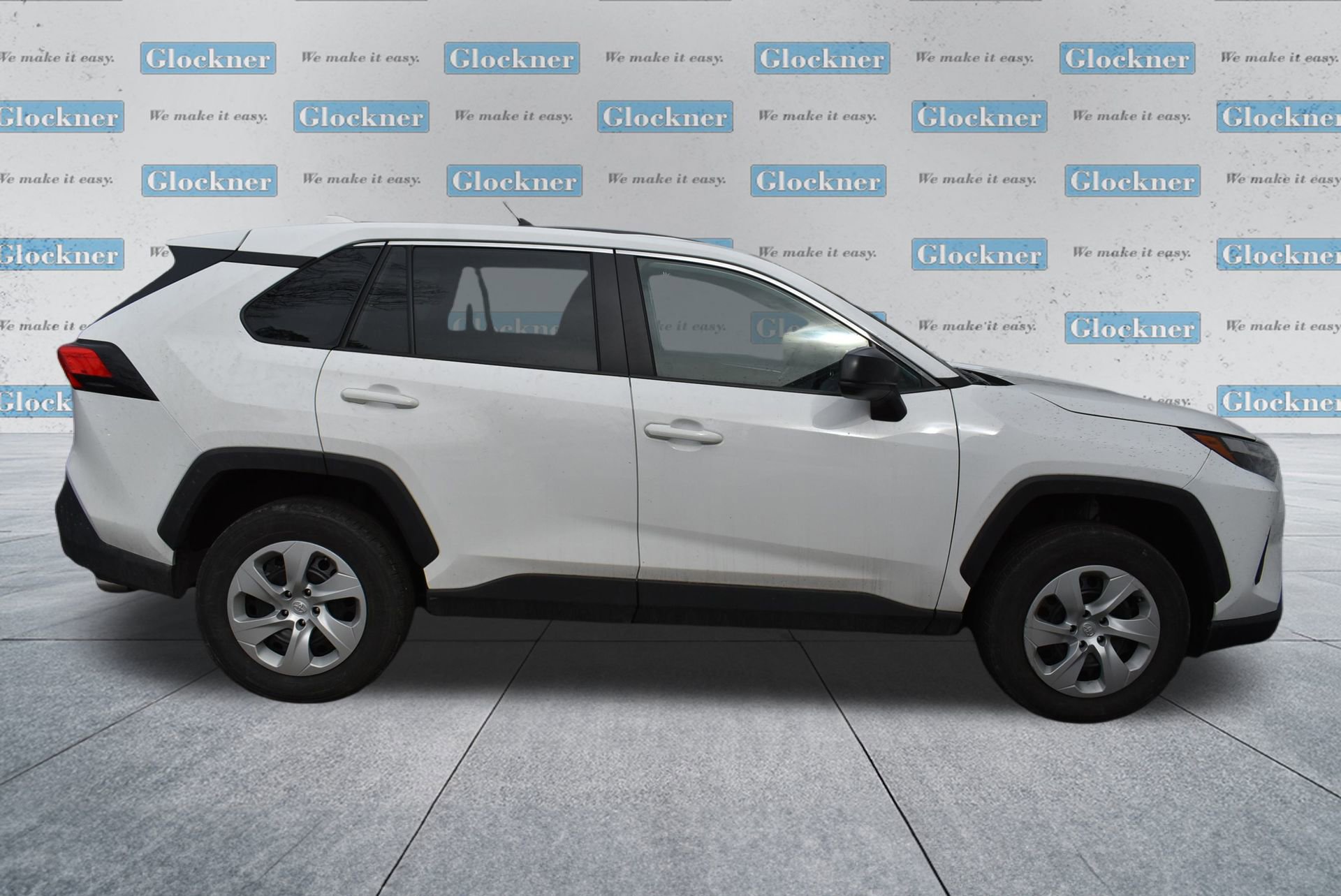 Used 2024 Toyota RAV4 LE image 12