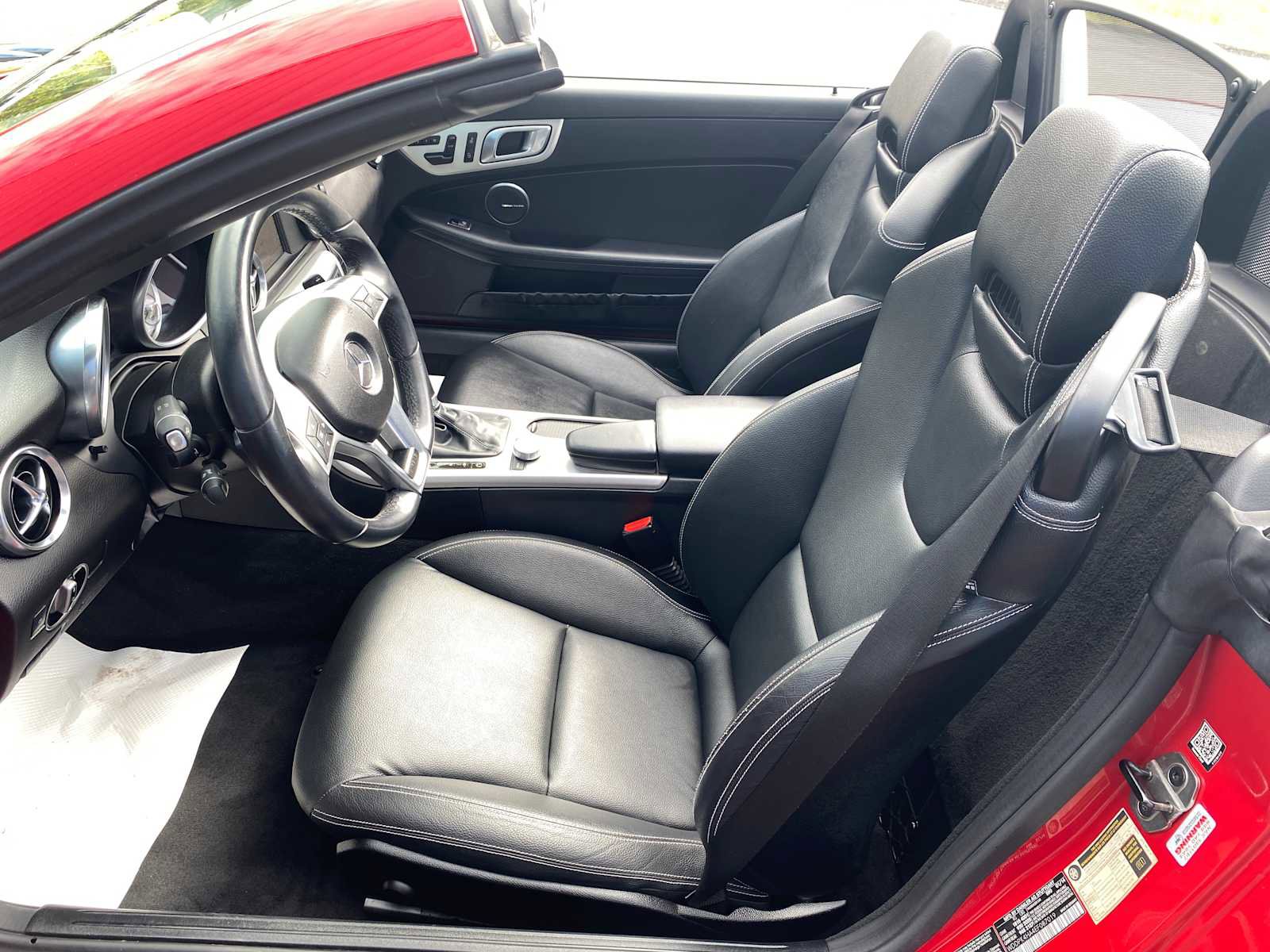 Used 2014 Mercedes-Benz SLK 250 image 10