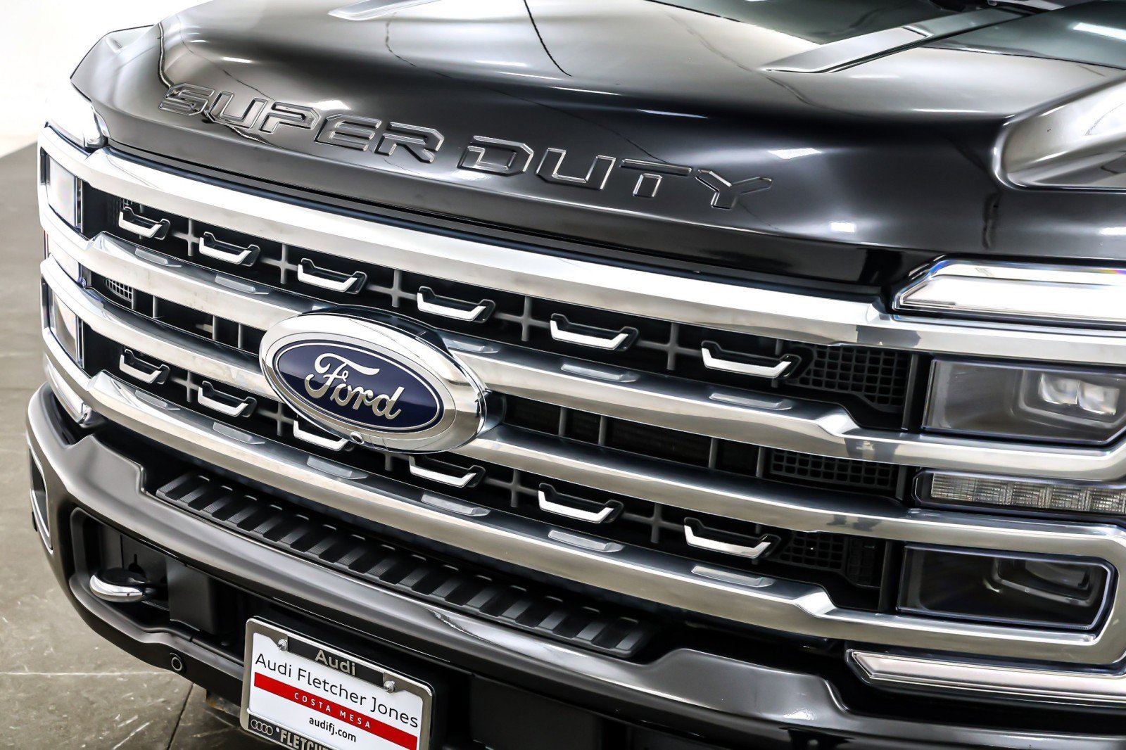 Used 2023 Ford F250 Platinum image 14