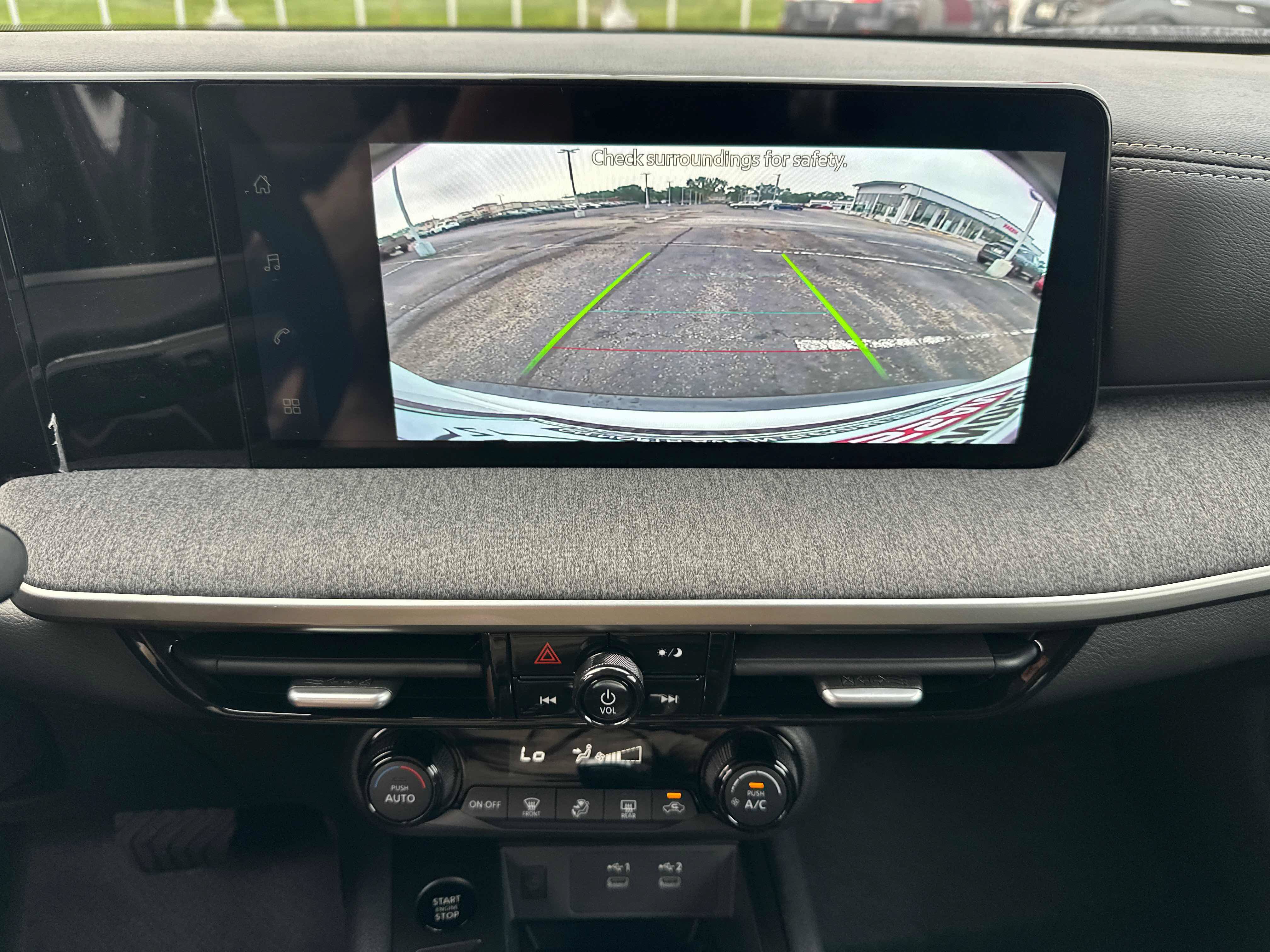 New 2026 Nissan Kicks SV AWD/4WD image 32
