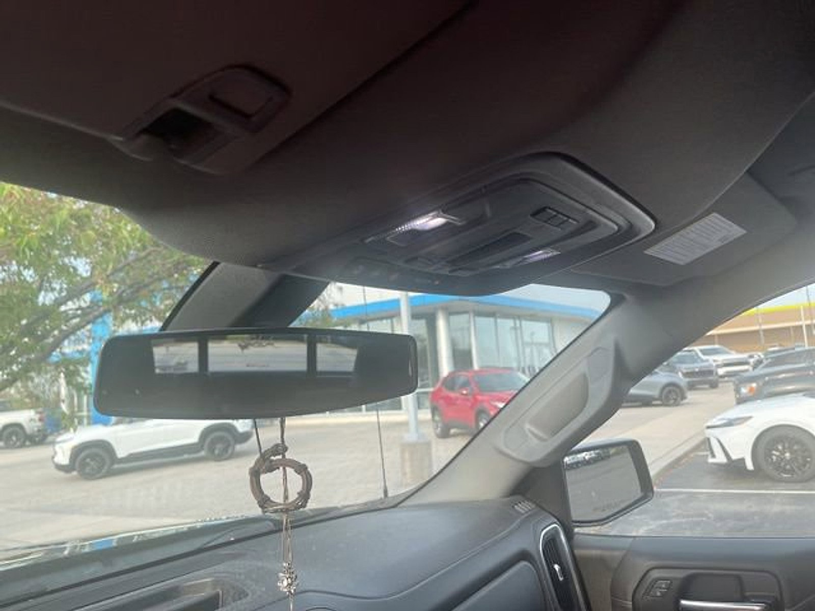 Used 2020 Chevrolet Silverado 1500 LT w/ All-Star Edition image 17