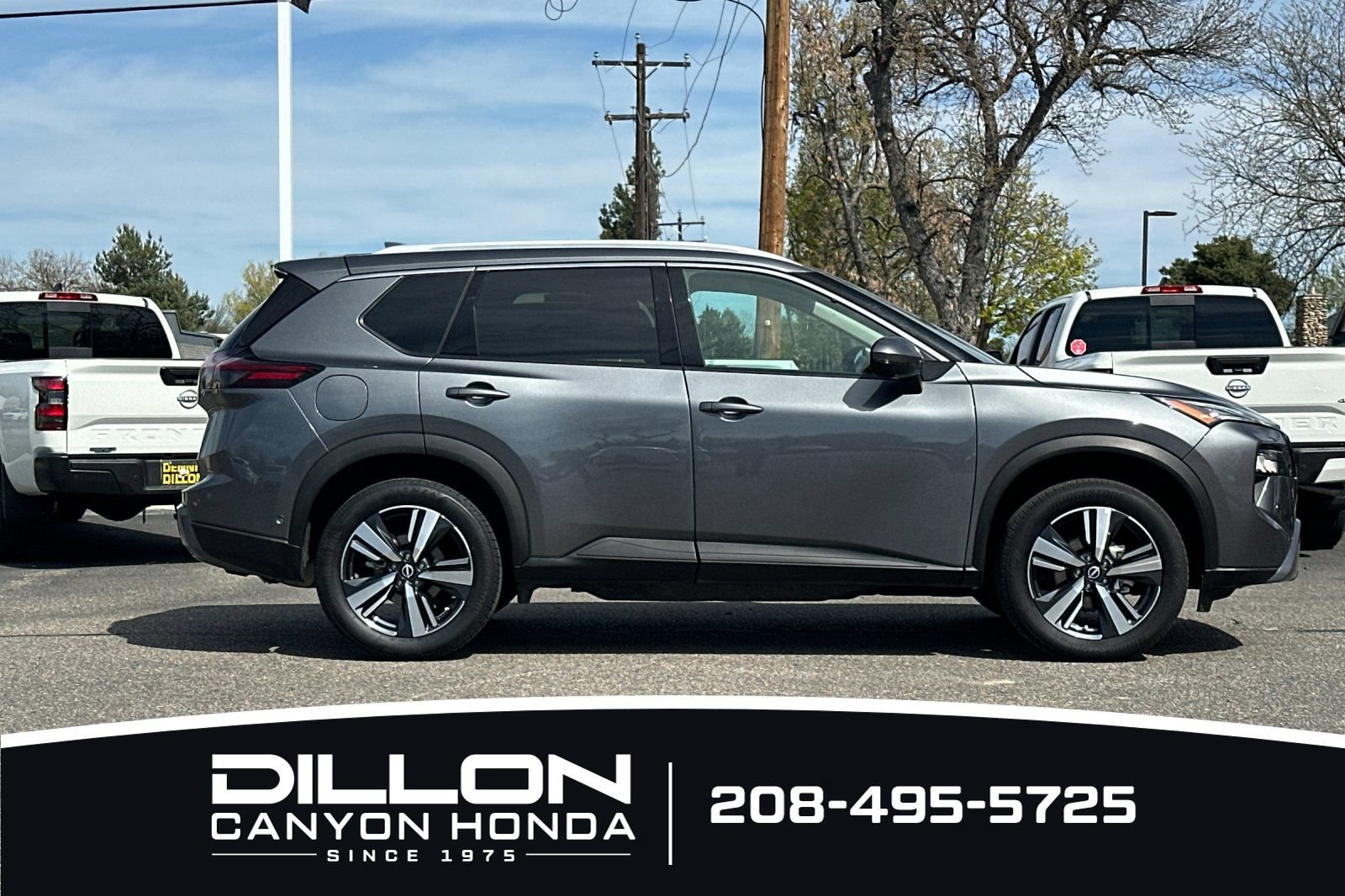 Used 2026 Nissan Rogue SL AWD/4WD image 3