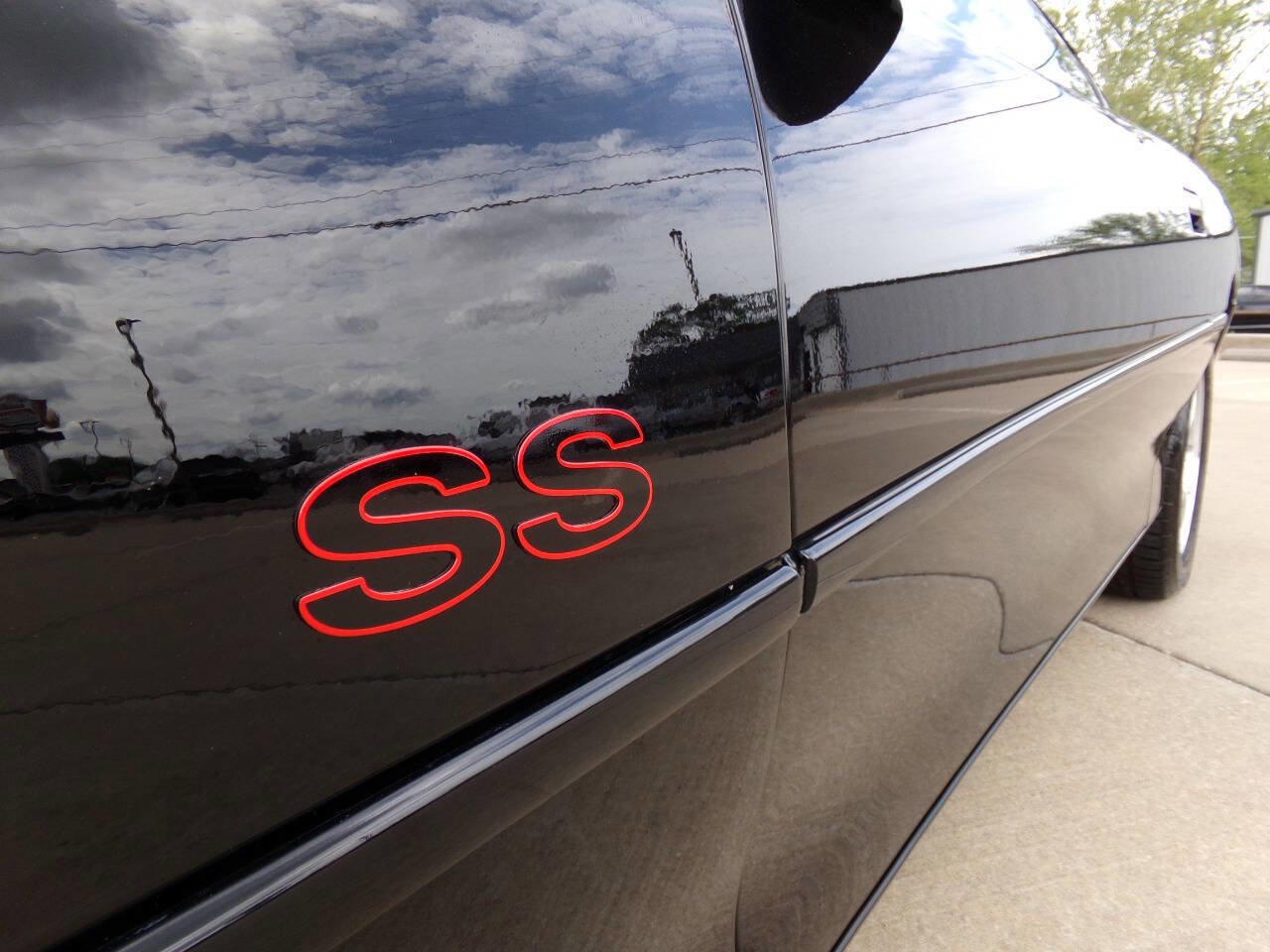 Used 1997 Chevrolet Camaro SS w/ SS Alteration Pkg image 36