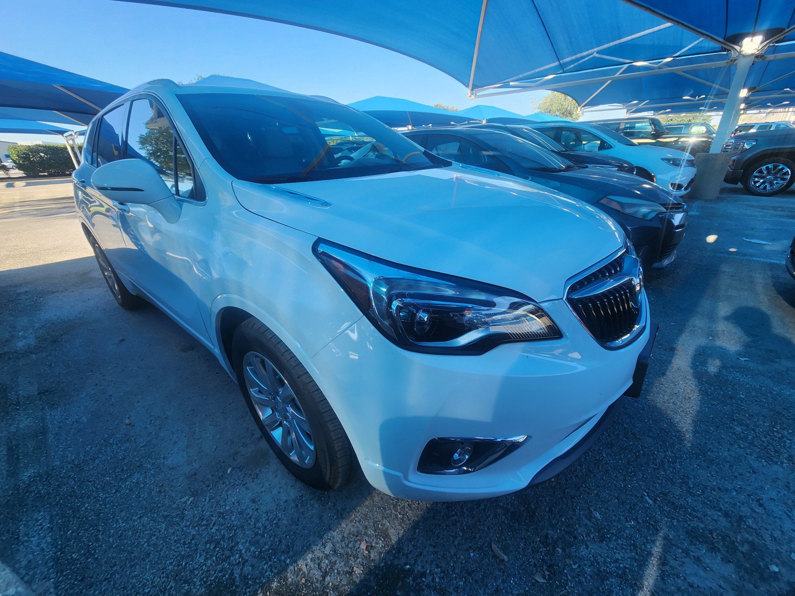 Used 2020 Buick Envision Essence FWD image 1