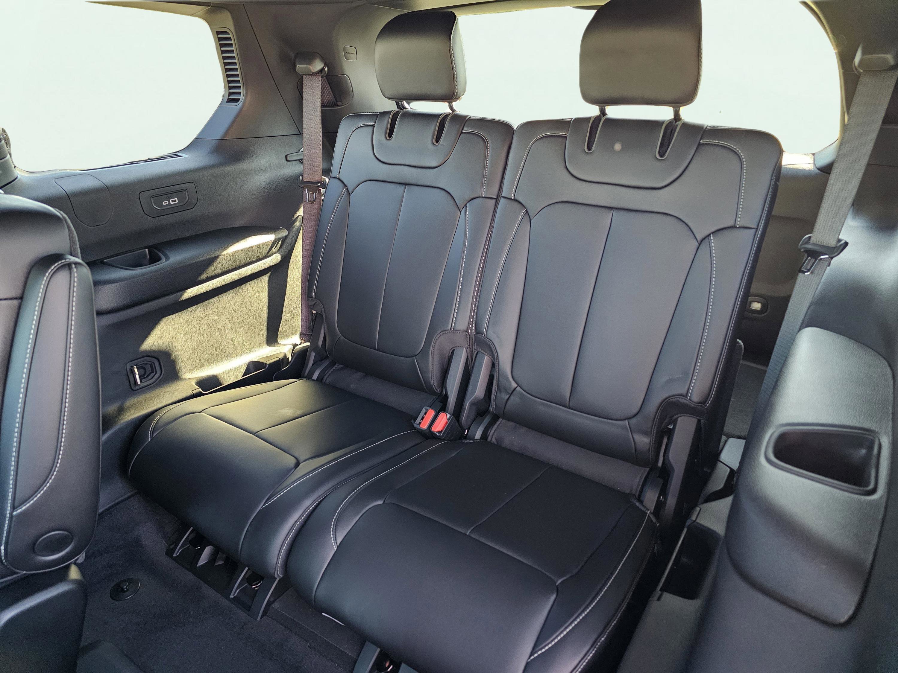 New 2025 Jeep Grand Cherokee L Limited image 35