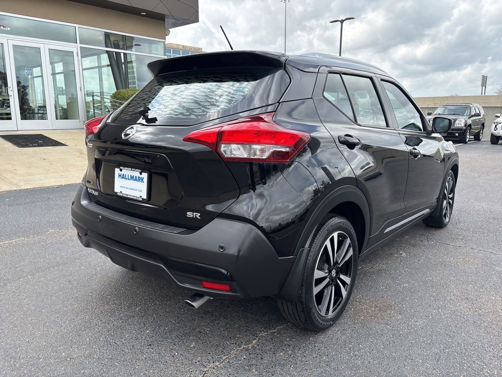 Used 2020 Nissan Kicks SR w/ Exterior Package image 5